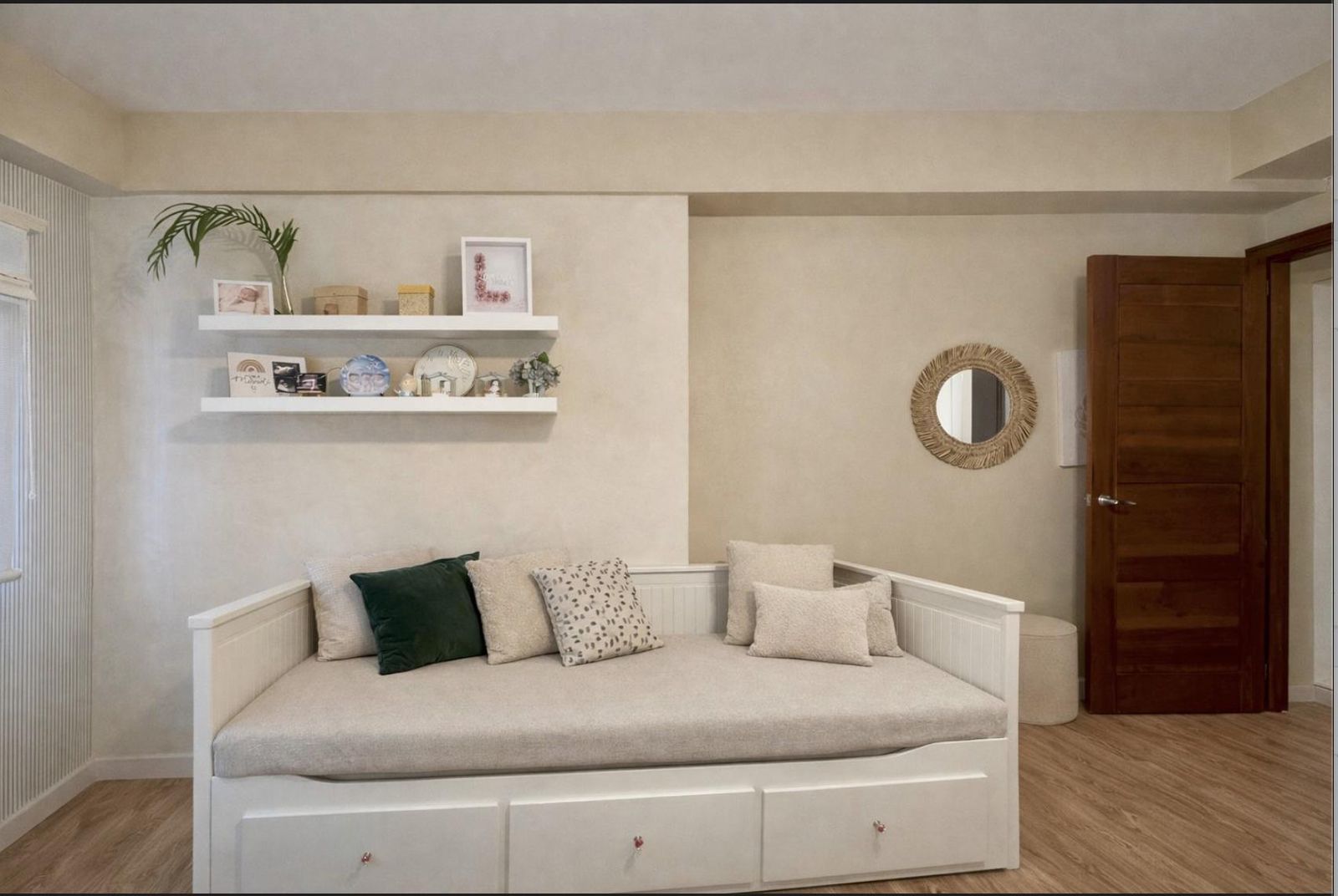 Apartment in Evaristo Morales — photo 3 of 5